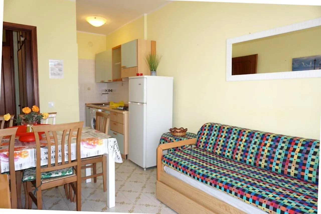 Central Flat, 130M From The Beach With Shared Pool Porto Santa Margherita di Caorle 0*,  Italy