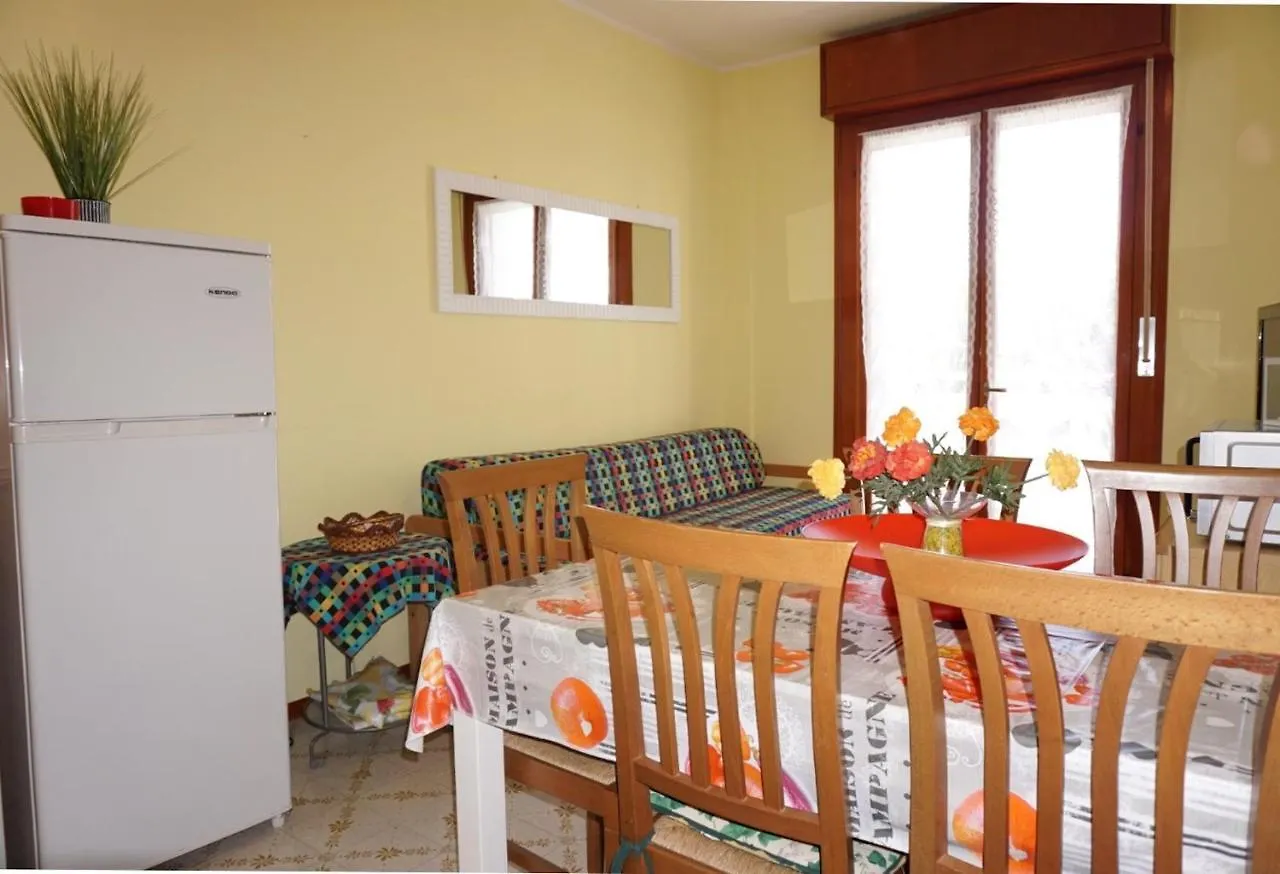 Central Flat, 130M From The Beach With Shared Pool Porto Santa Margherita di Caorle 0*,