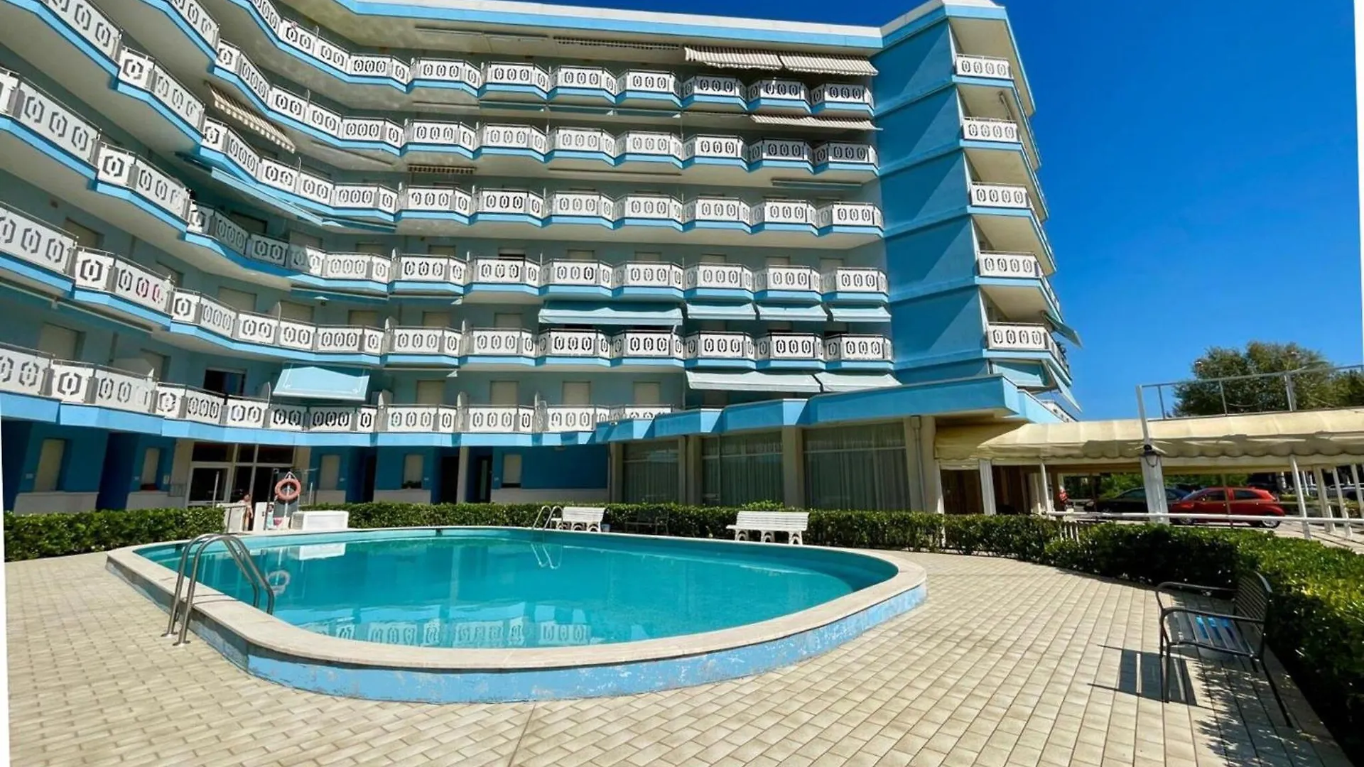 Apartment Central Flat, 130M From The Beach With Shared Pool Porto Santa Margherita di Caorle