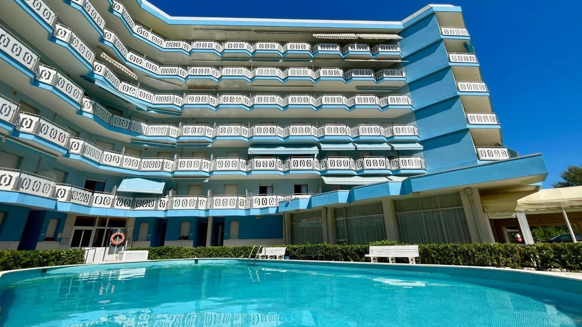 Central Flat, 130M From The Beach With Shared Pool Porto Santa Margherita di Caorle Italy